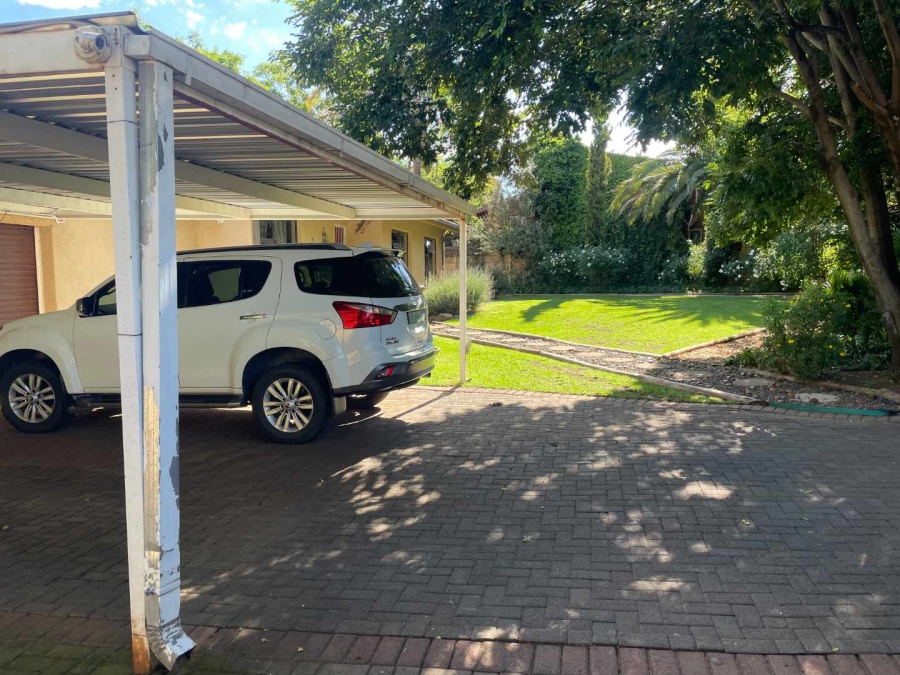 3 Bedroom Property for Sale in Pellissier Free State